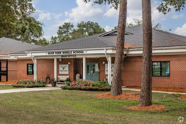 Deer Park Middle is a public school in North Charleston.