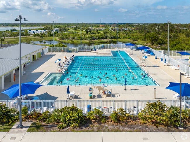 Swimmers in Manasota can visit nearby Ann & Chuck Dever Park.