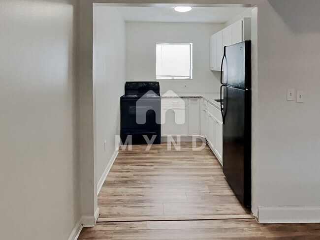 379 Elm St NW, Atlanta, GA 30314 - photo 4