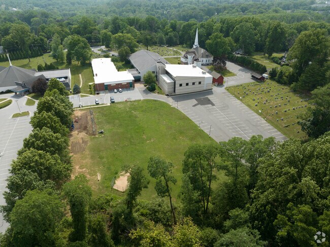 St. Thomas Apostle School is conveniently located just off Baltimore Pike in Glen Mills.