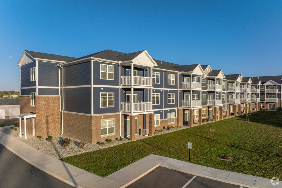 Fishers Run Senior Apartments, Fishers, IN 46038 - photo 1