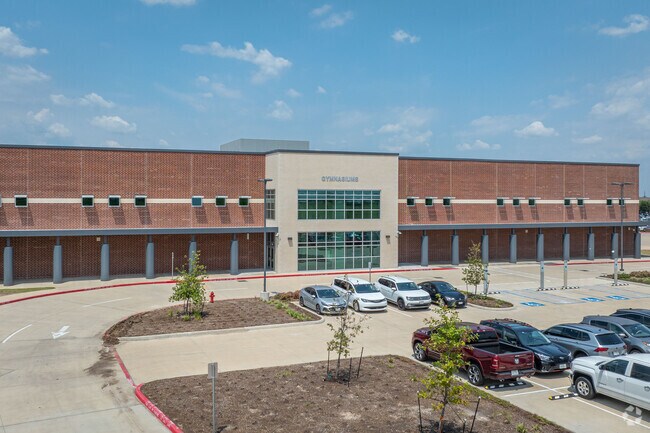 Sprague Middle School encourages students to reach for the stars and achieve their goals.