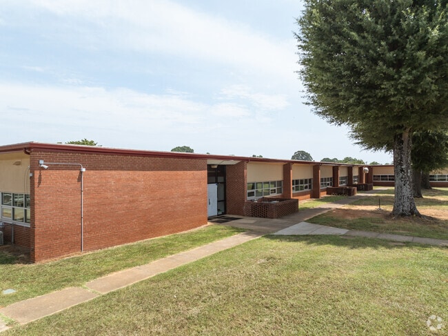 Bunker Hill High School is 1 of 6 high schools in the Catawba County Schools.