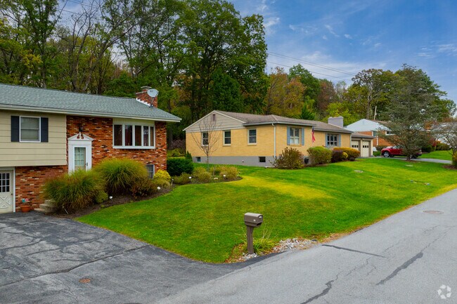 Larger front yards are found in several Allegheny subdivisions.
