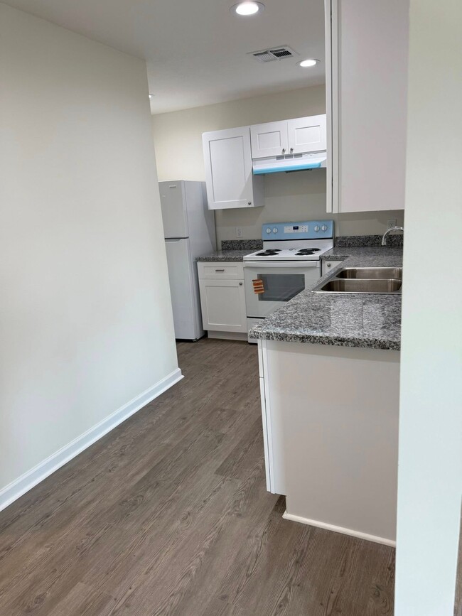 Orleans Apartments, Lake Charles, LA 70601 - photo 6