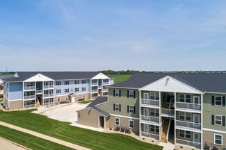 4422 Nicklaus Dr, Champaign, IL 61822