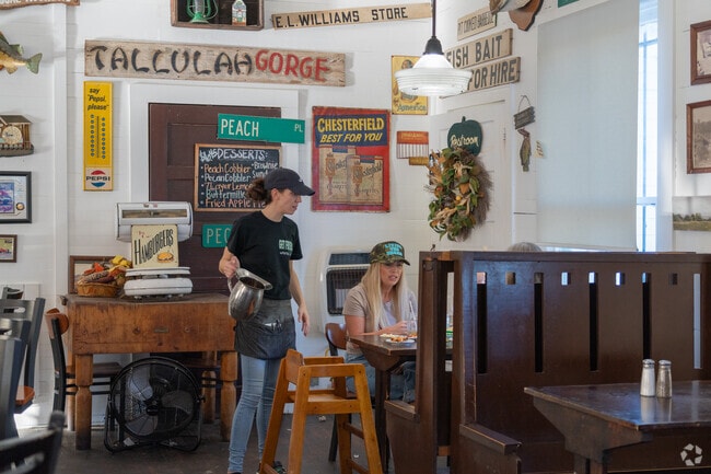 Alongside their specialty, the café in Juliette serves a menu of southern comfort food.