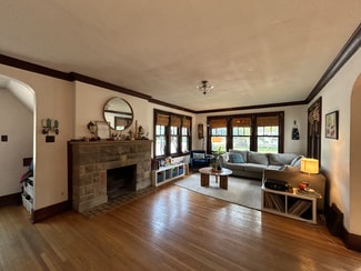 303 N Russell Ave, Ames, IA 50010