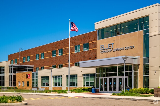 Students enjoy a challenging education at Ellet CLC.