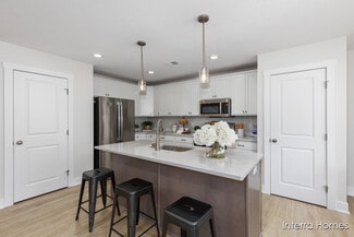 6116 Burgess Dr, Spring Lake, MI 49456