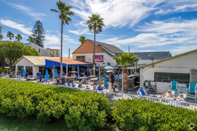 SeaBreeze Island Grill is just down the street from Redington Beach & offers waterfront views.