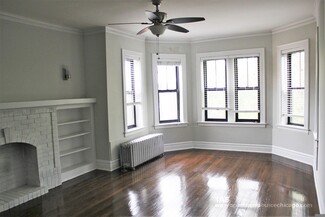 5156 N Leavitt St Unit 3, Chicago, IL 60625