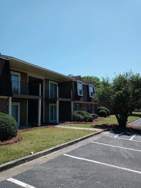 720 Tidewater Cir, Macon, GA 31211