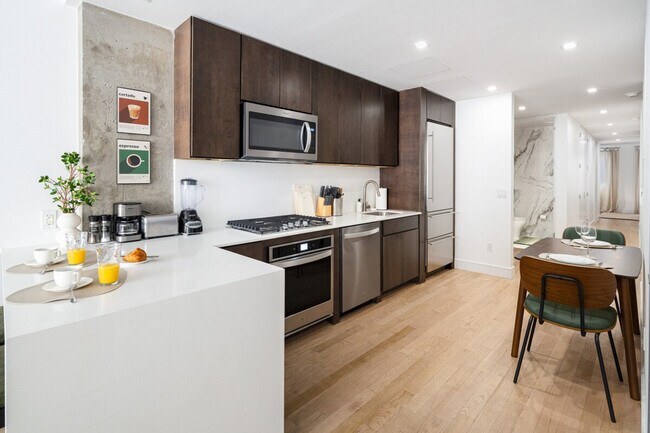 135 W 27th St unit ID1058798P, New York, NY 10001 - photo 5