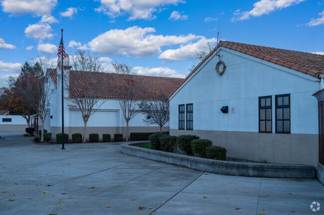 Guy Jr. Emanuele Elementary School provides its students with an excellent education.