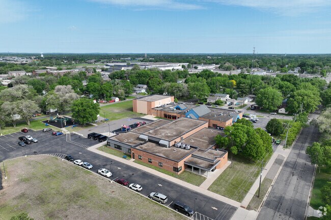 Roosevelt Education Center is apart of the St. Cloud Public School District.