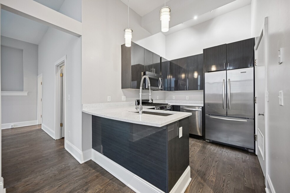 641 N High St, Columbus, OH 43215 - photo 1