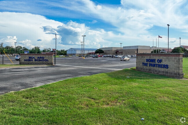 Bullard High School serves the bright students of Bullard.