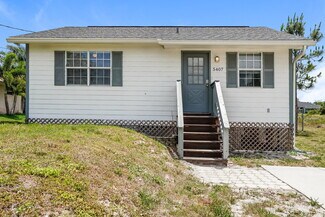 5407 3rd St W, Lehigh Acres, FL 33971