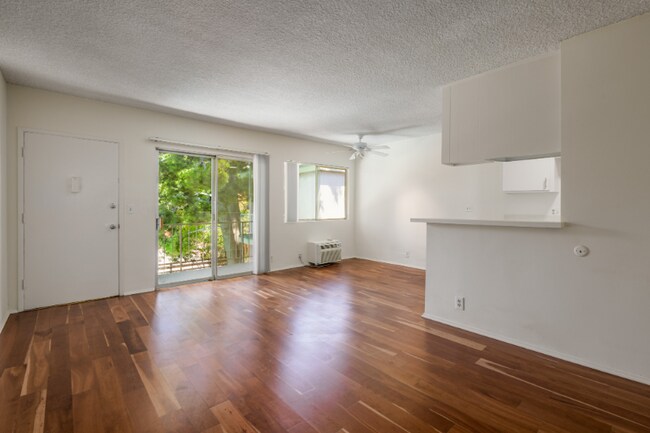 1808 N Harvard Blvd unit 18, Los Angeles, CA 90027 - photo 4