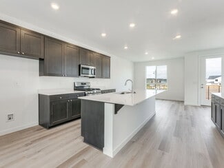 3664 86th Ave, Hillsboro, OR 97123