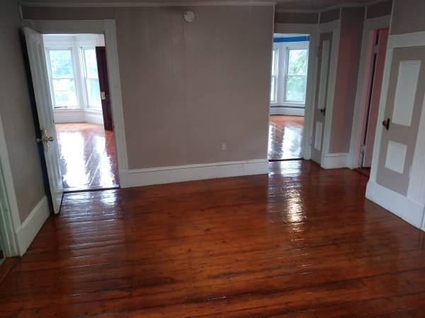 21 Pleasant St unit 2, Upton, MA 01568 - photo 6