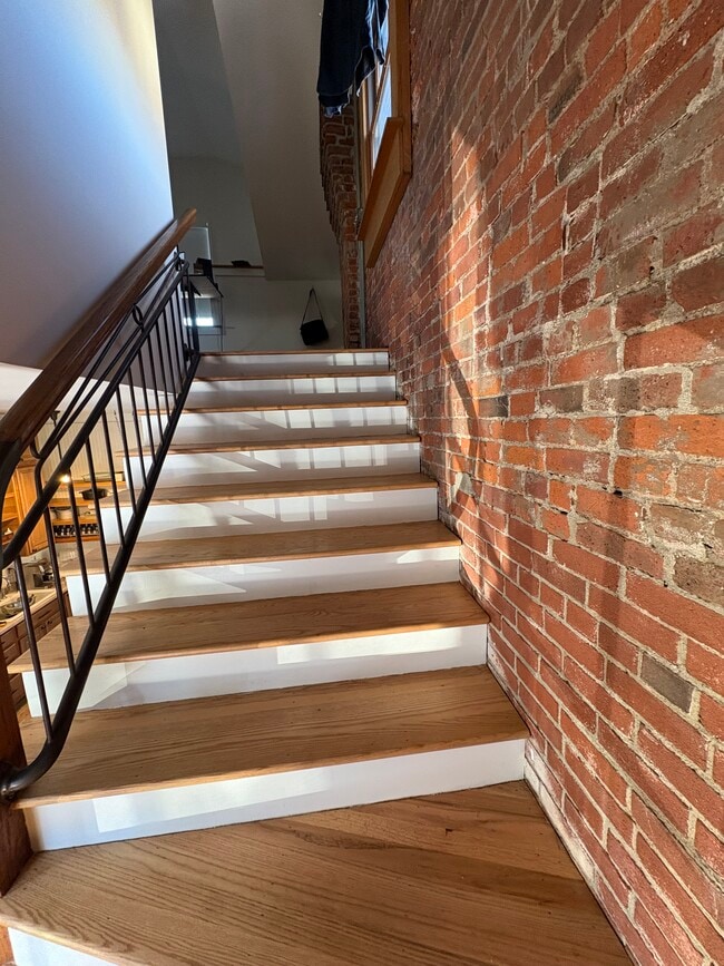 10 Grand St unit Carriage house, Poughkeepsie, NY 12601 - photo 4