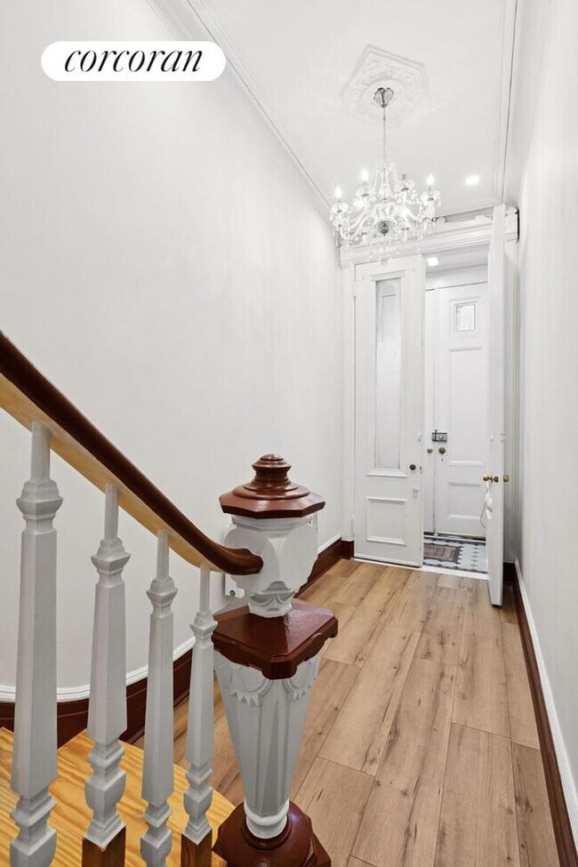 446 E 118th St, New York, NY 10035 - photo 7