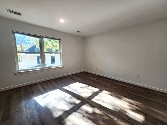 1719 13th Ct S, Birmingham, AL 35205 - photo 6