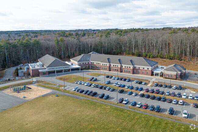Welcome to Briggs Elementary School in Ashburnham.