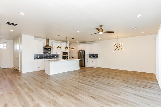 7177 9th Hole Dr, Fort Worth, TX 76179 - photo 4