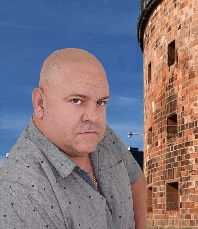 Laureano Lorenzo (Eyleen Enríquez)