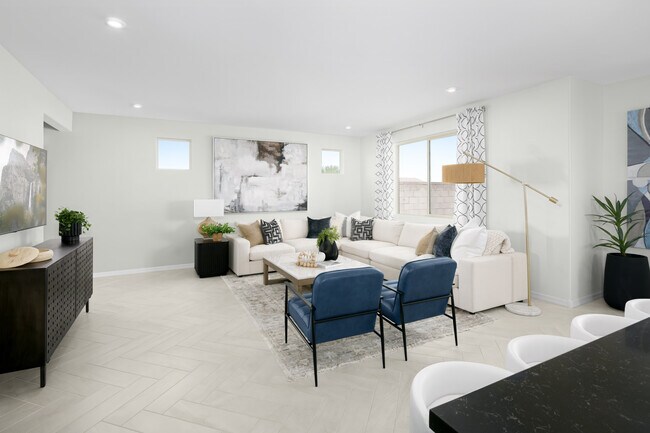 7411 W Rose Ln, Glendale, AZ 85303 - photo 6