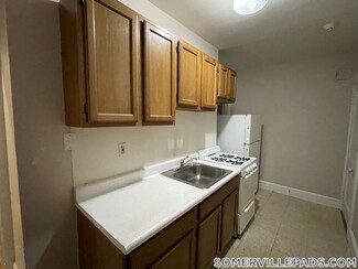155 Summer St Unit 16F, Somerville, MA 02143