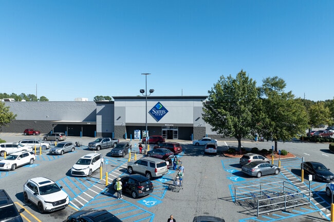 Sam's Club offers a warehouse shopping experience to residents in and around Albany.