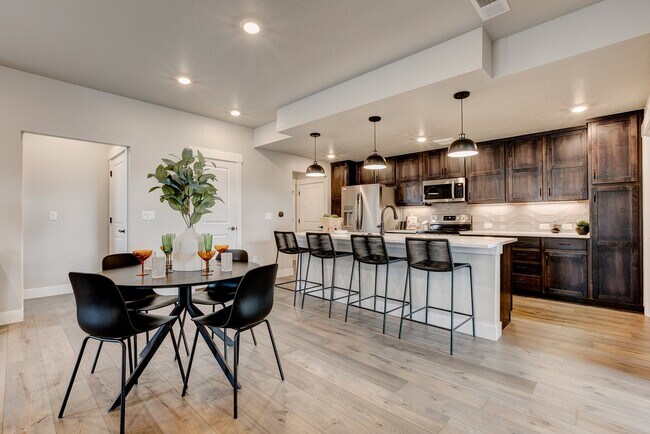 255 High Point Dr unit 36447797, Longmont, CO 80504 - photo 7