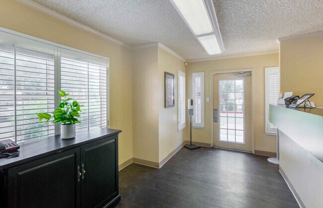 3560 N Marshall Way, Scottsdale, AZ 85251 - photo 4