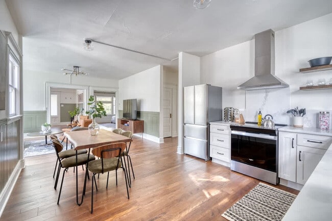 1036 SE 12th Ave unit ID1309866P, Portland, OR 97214 - photo 2