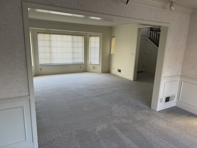 1118 Palo Alto Way, Salinas, CA 93901 - photo 6