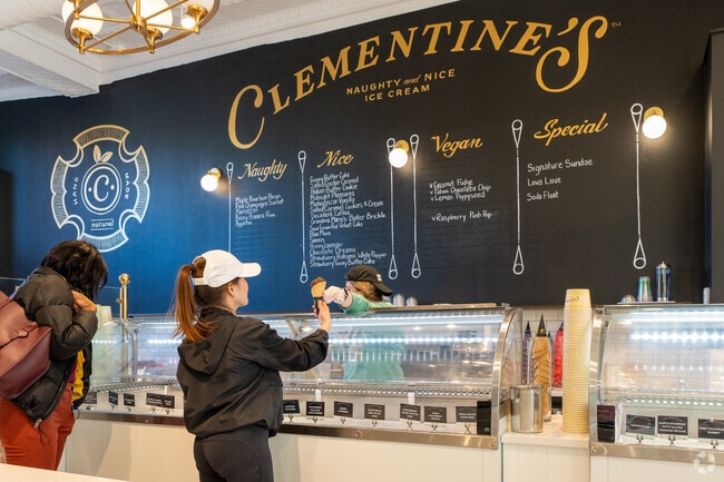 Clementine's, one of St. Louis's favorite restaurants, is close to Hanley Hills.