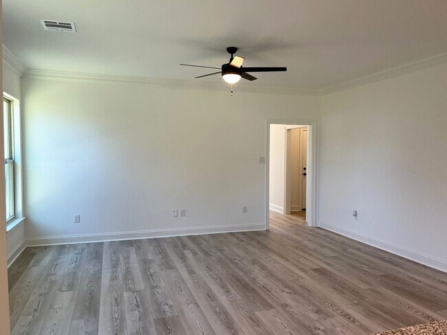 202 Braddish Ct, Lafayette, LA 70506 - photo 2