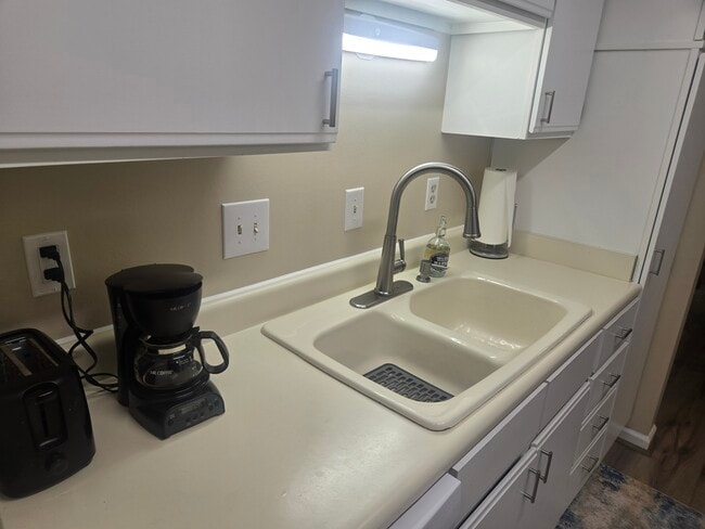 110 Heywood Rd unit Arden condo, Arden, NC 28704 - photo 7