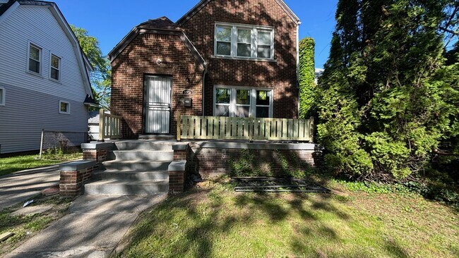 Newly remodeled 2 family townhouse ready for occupancy