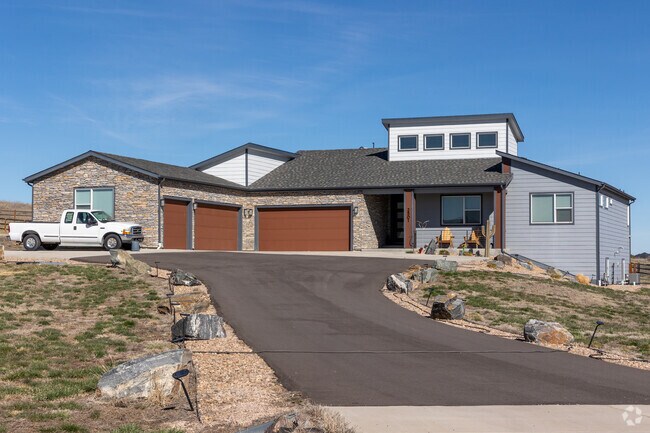 Elkhorn Ranch even has it's share of modern style homes.