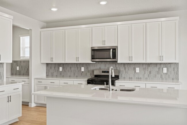 3444 S 3100 W, West Haven, UT 84401 - photo 2