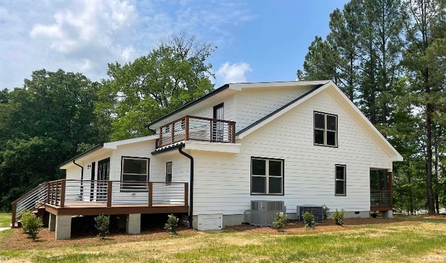 1009 Ferson Rd, Apex, NC 27523 - photo 2