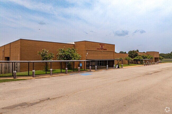 Riverside West Elementary