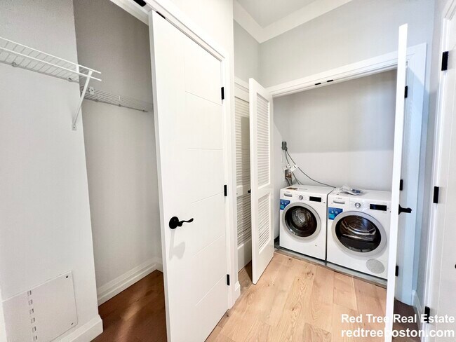 142 Pleasant St unit 1, Dorchester, MA 02125 - photo 6