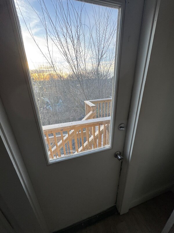 4228 Greensburg Pike unit 3, Pittsburgh, PA 15221 - photo 2