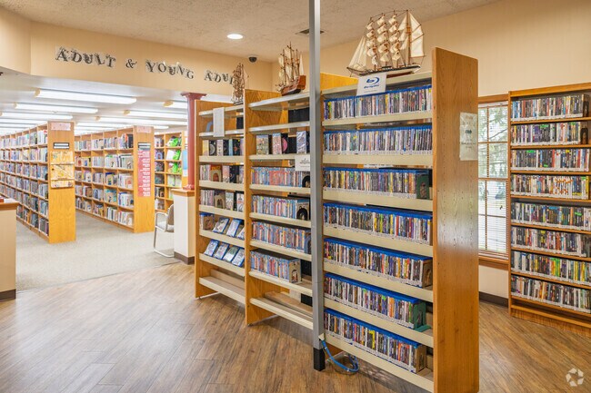 Summitville is home to the Ralph E. Hazelbaker Library.